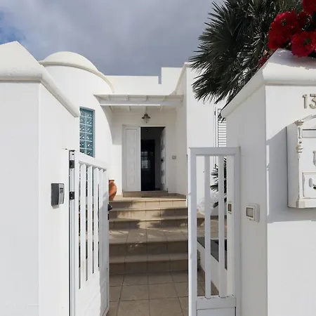 Villa Joanne - 4 Bedroom - Wifi And Air Conditioning - Perfect For Families