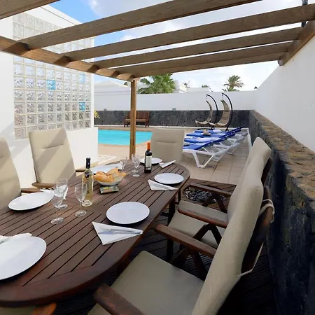 Joanne - 4 Bedroom - Wifi And Air Conditioning - Perfect For Families Villa *