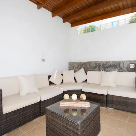 Joanne - 4 Bedroom - Wifi And Air Conditioning - Perfect For Families Puerto del Carmen (Lanzarote)